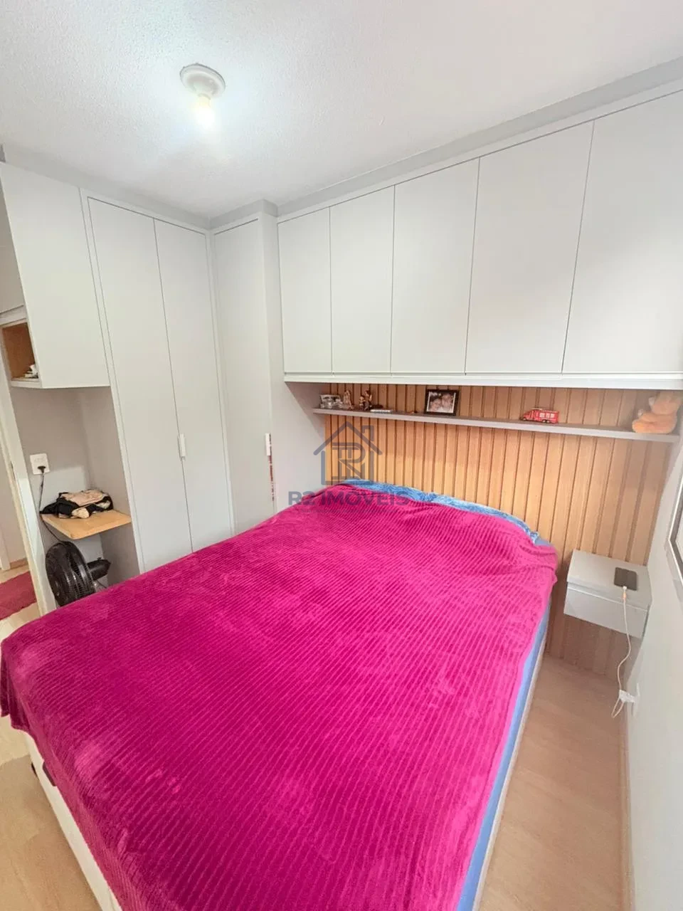 Imagens do imóveis LINDO APARTAMENTO SEMI MOBILIADO À VENDA NO PARQUE GUARANI